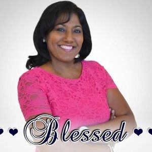 Meet your Posher, Camille